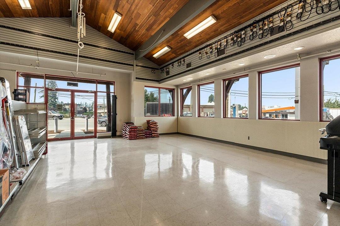 5674 Vedder Road, Chilliwack, BC