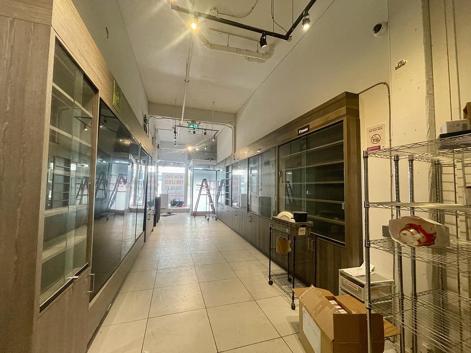 438 Richards Street, Vancouver, BC