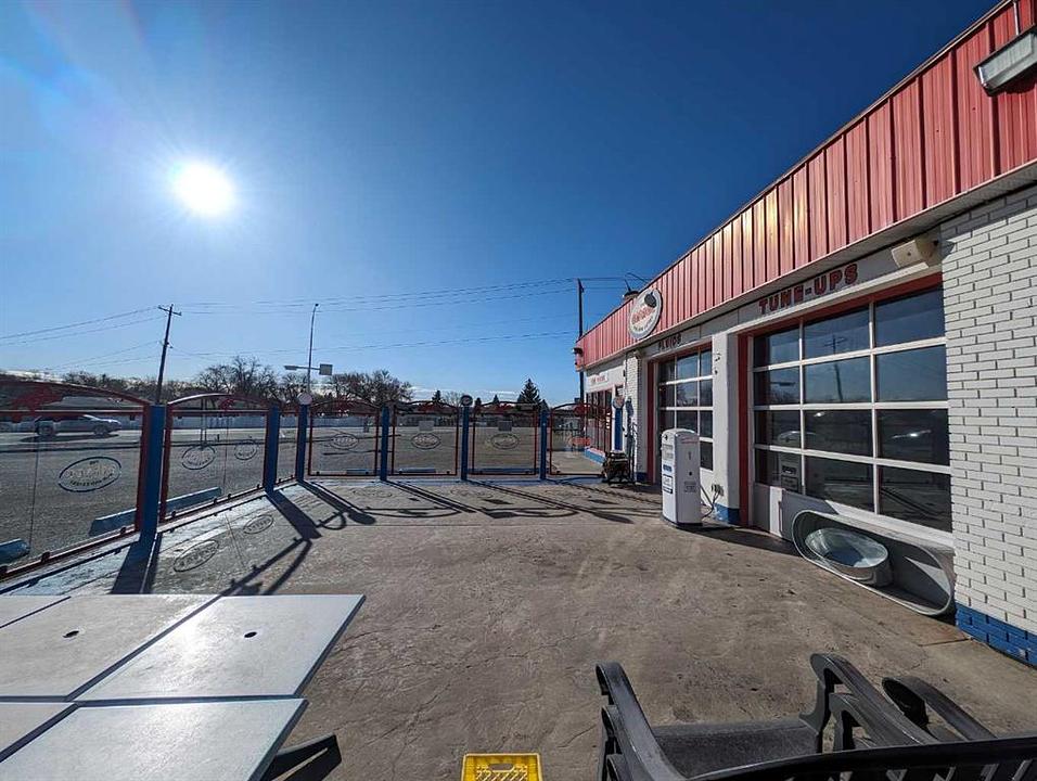 710 Gershaw Drive Southwest, Medicine Hat, AB