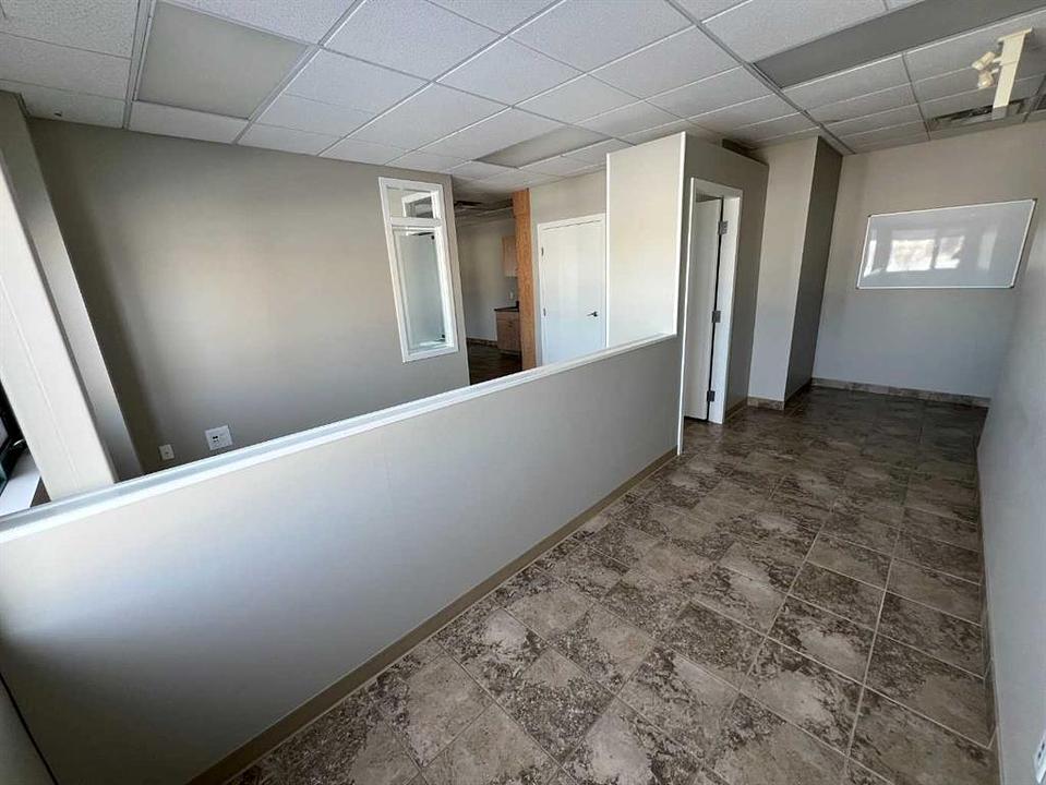 207 - 10605 West Side Drive, Grande Prairie, AB