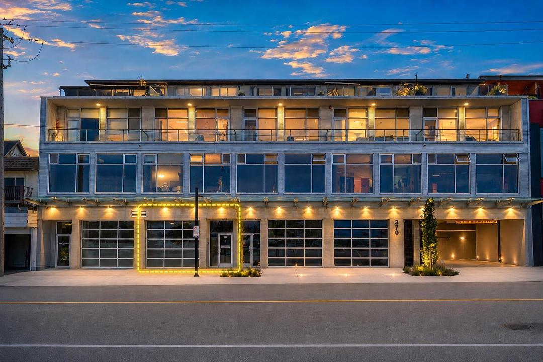 102 - 370 Esplanade Avenue, North Vancouver, BC