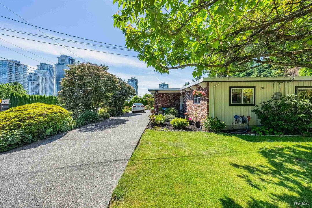 529 Appian Way, Coquitlam, BC
