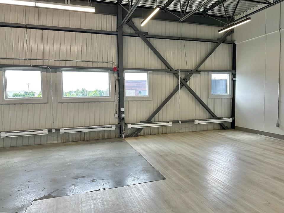 3 - 115 Chemin du Tremblay, Boucherville, QC