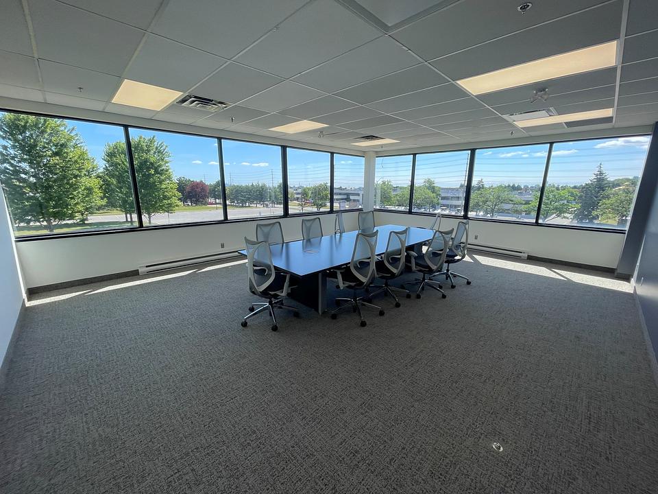 101B - 335 Britannia Road East, Mississauga, ON