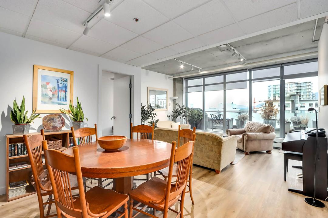 88 Lonsdale Avenue, North Vancouver, BC