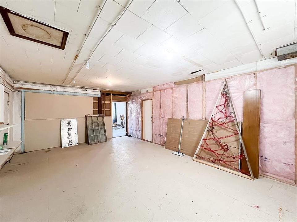 8 Railway Avenue Northeast, Falher, AB