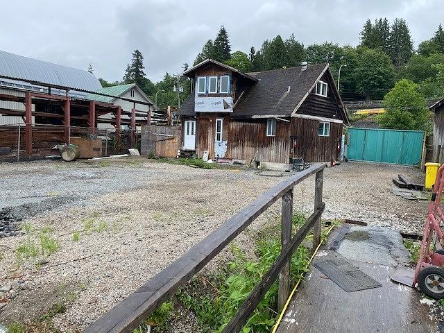 9513 Gunderson Road, Delta, BC