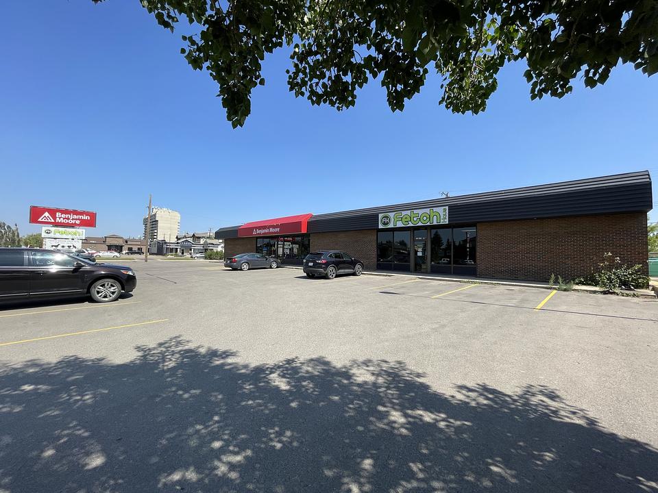 120 - 3433 50 Avenue, Red Deer, AB