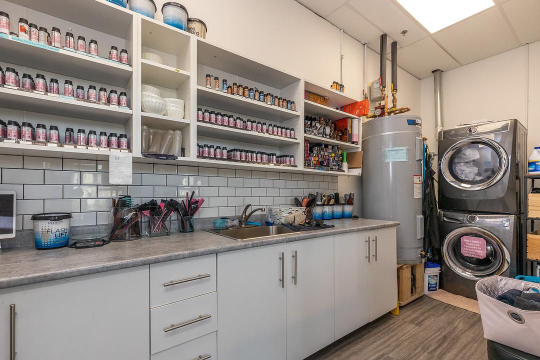 210 - 34077 Gladys Ave, Abbotsford, BC