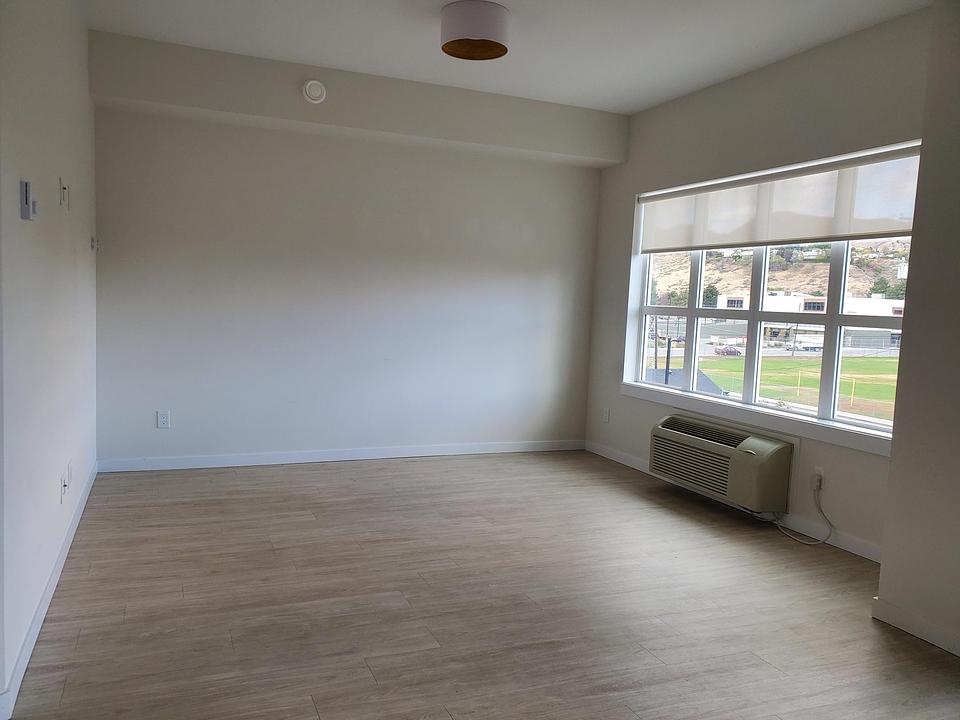 725 York Avenue, Kamloops, BC