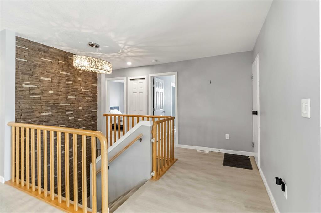 98 Hill Drive, Fort McMurray, AB