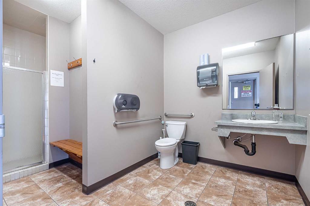 1 - 4807 40 Avenue, Lloydminster, SK