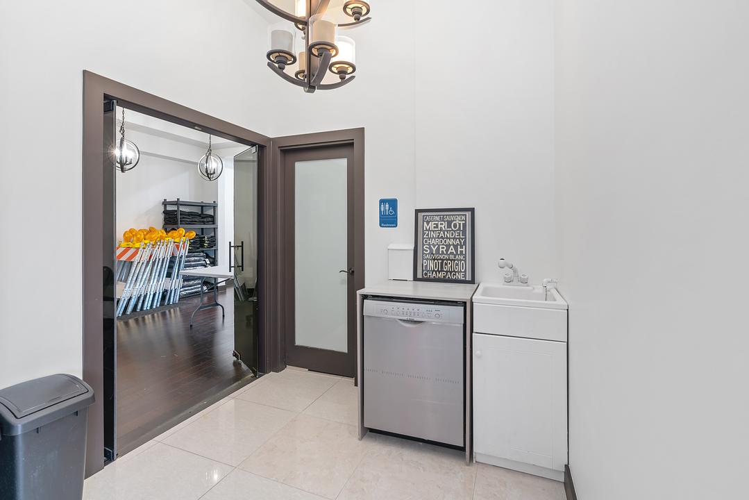 140 - 6751 Graybar Road, Richmond, BC