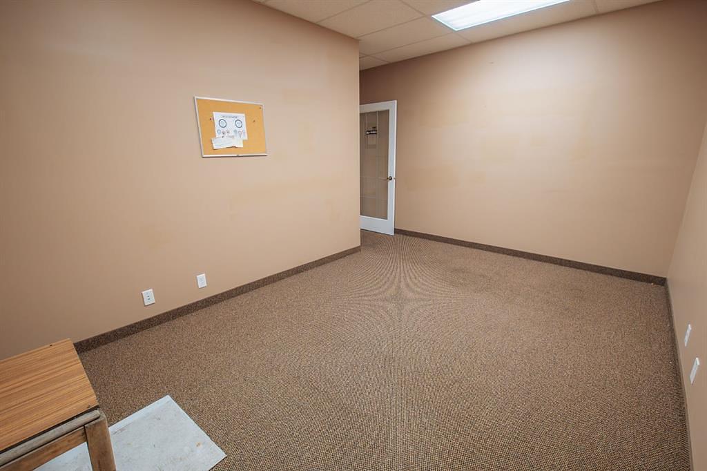 32 Westwinds Crescent Northeast, Calgary, AB