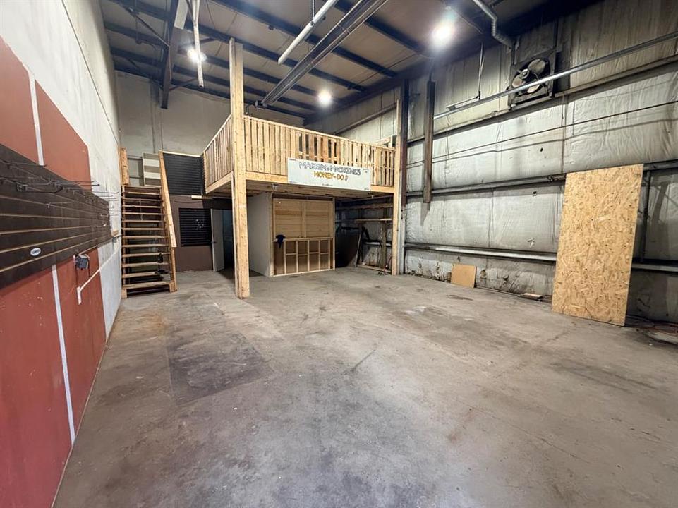 B - 111 Veats Avenue, Hinton, AB