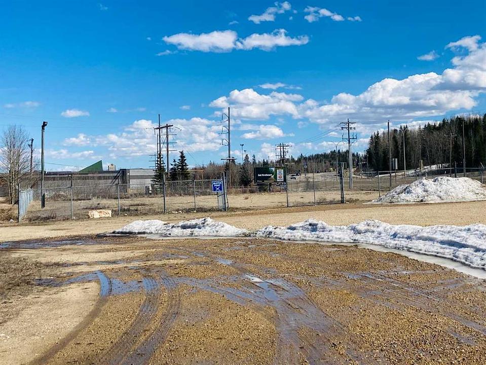 5292 48 Avenue, Whitecourt, AB