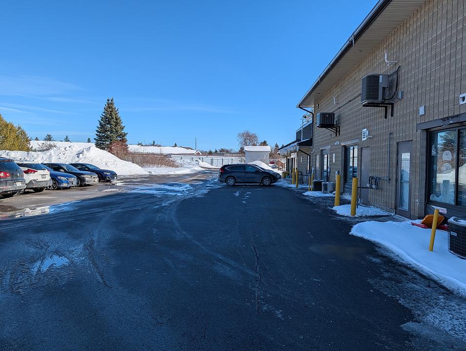Suite 200 - 80 Terence Matthews Crescent, Ottawa, ON