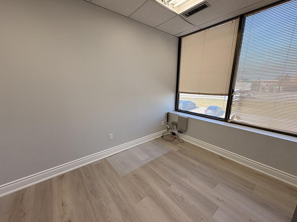 207 - 1150 Eglinton Avenue East, Mississauga, ON