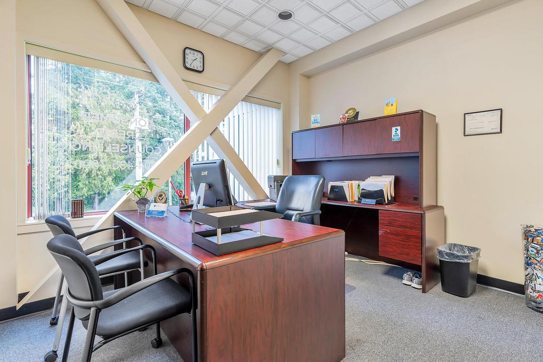 203 - 1120 Westwood Street, Coquitlam, BC