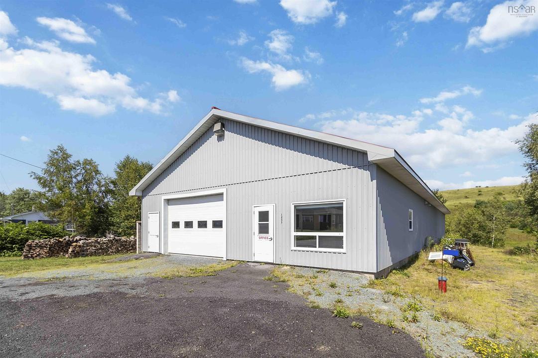 1253 Highway 332, First South, NS