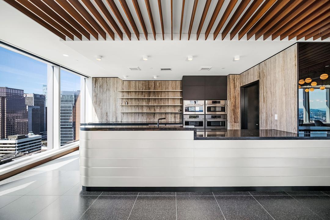780 - 320 Granville Street, Vancouver, BC