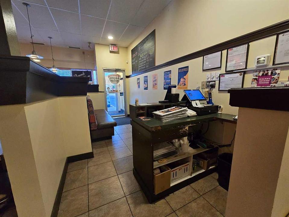 2120 Crowchild Trail Northwest, Calgary, AB