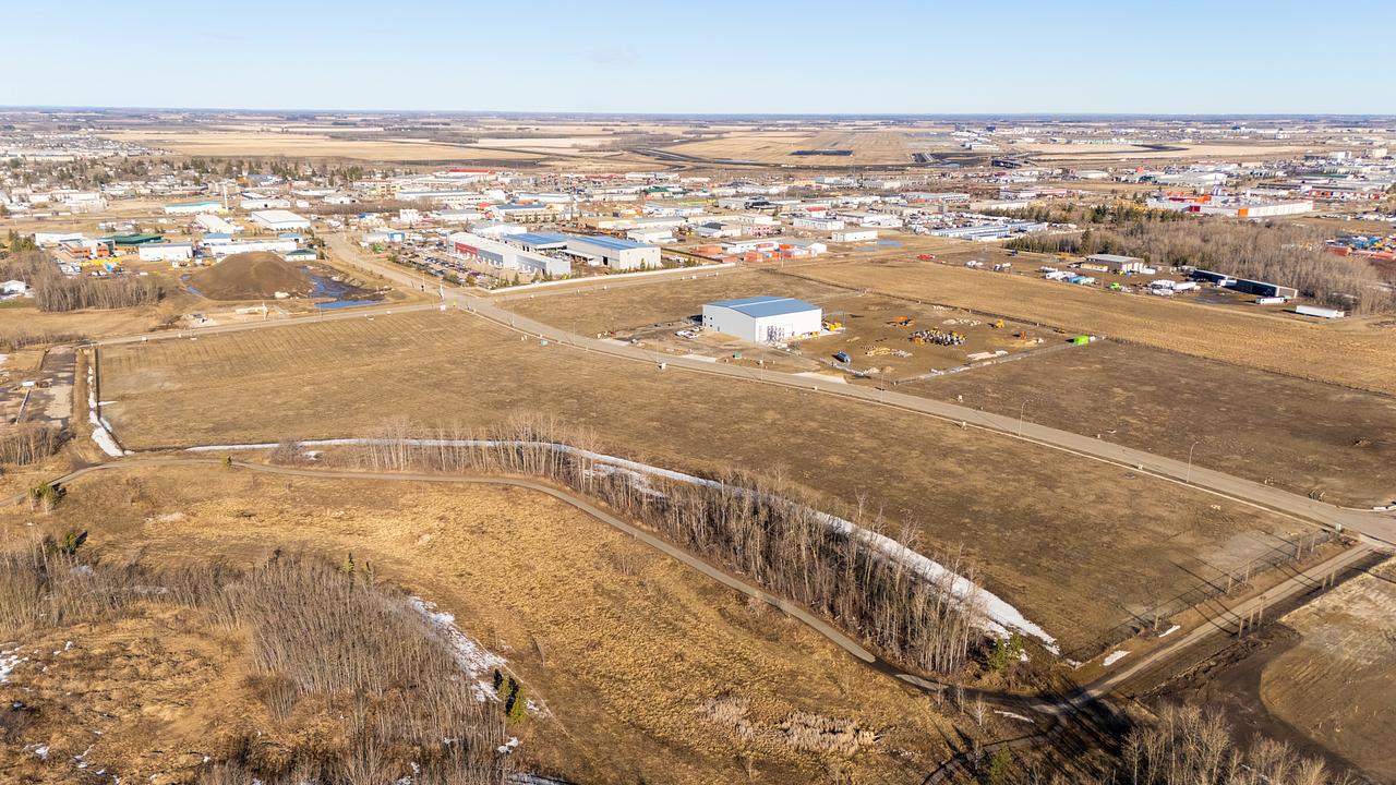 5601 43 Street, Leduc, AB