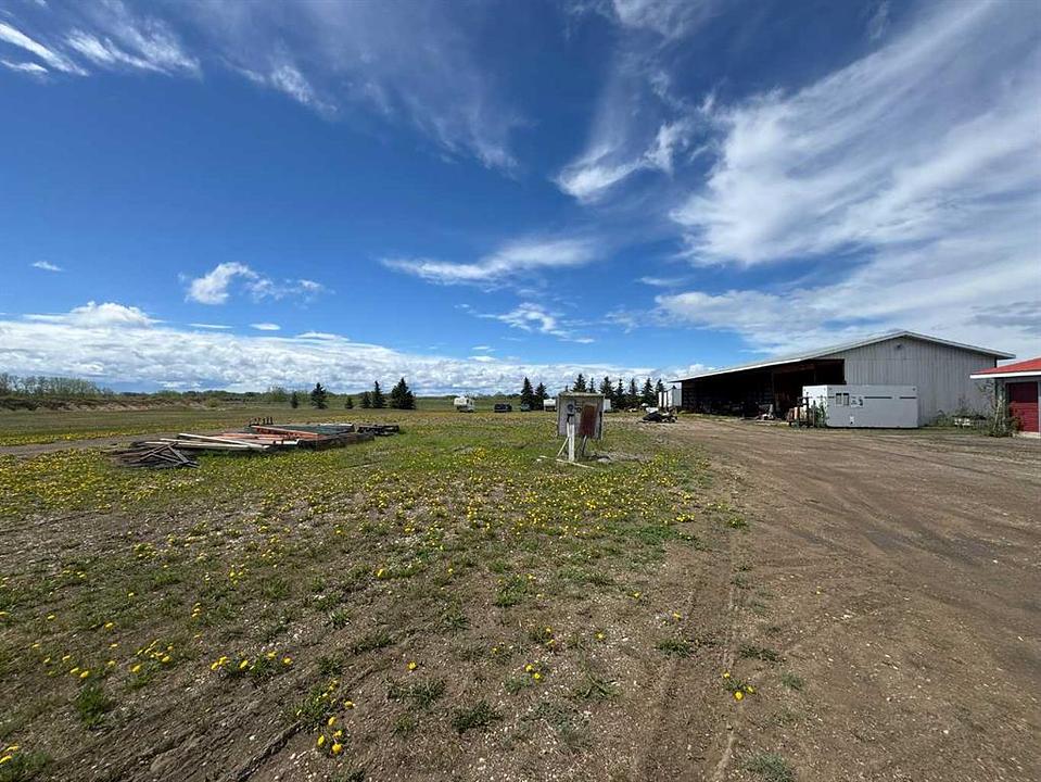 10212 98 Avenue, Hythe, AB