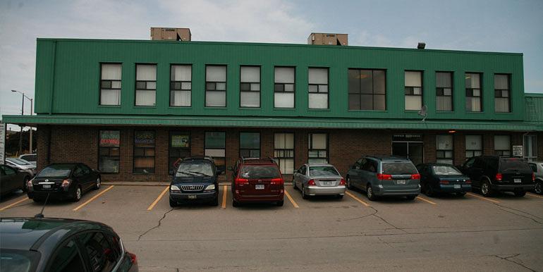 202 - 2399 Cawthra Rd, Mississauga, ON