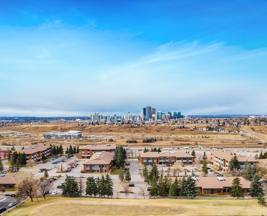 212 - 811 Manning Road Northeast, Calgary, AB