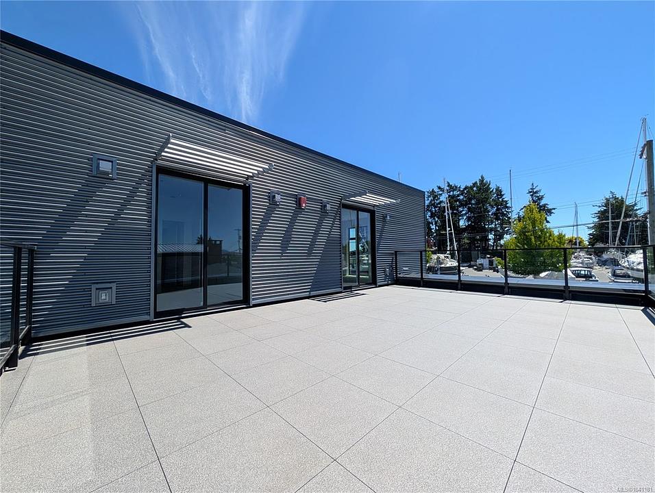 #102 - 2270 Harbour Road, Sidney, BC