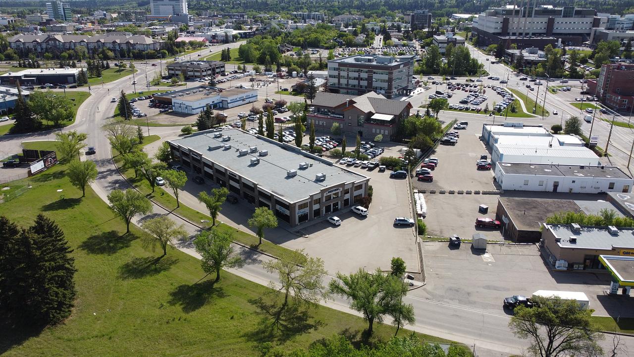 Unit C - 4315 55 Avenue, Red Deer, AB
