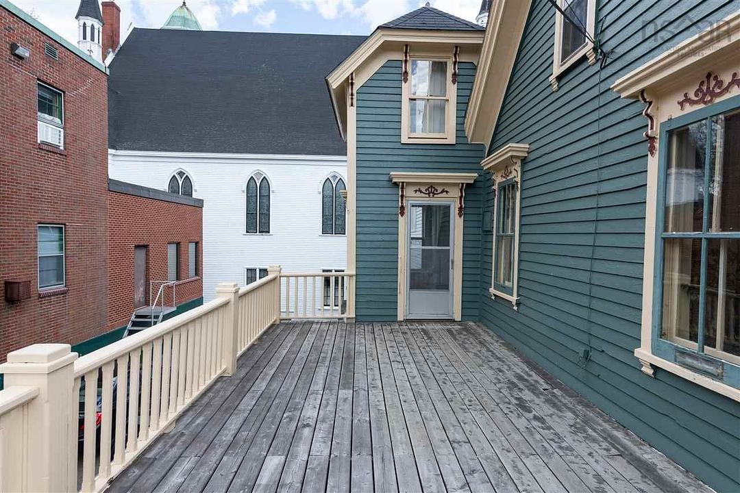 28 King Street, Lunenburg, NS