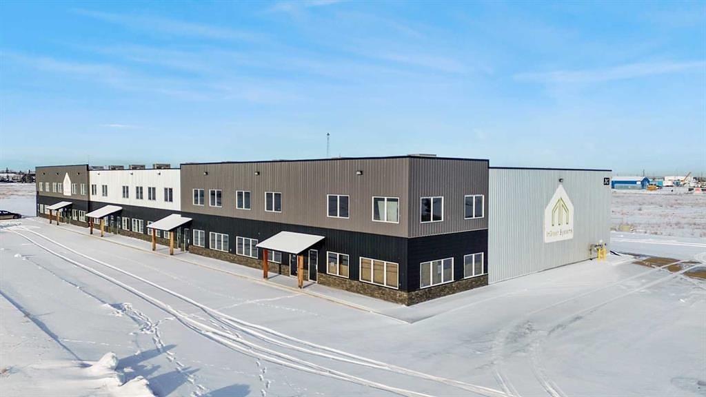 101 - 312 Energy Way, Penhold, AB