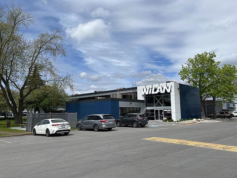 1891 Robertson Road, Ottawa, ON