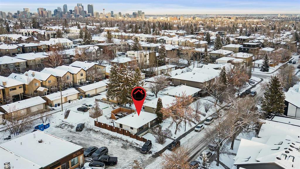 2040 42 Avenue Southwest, Calgary, AB