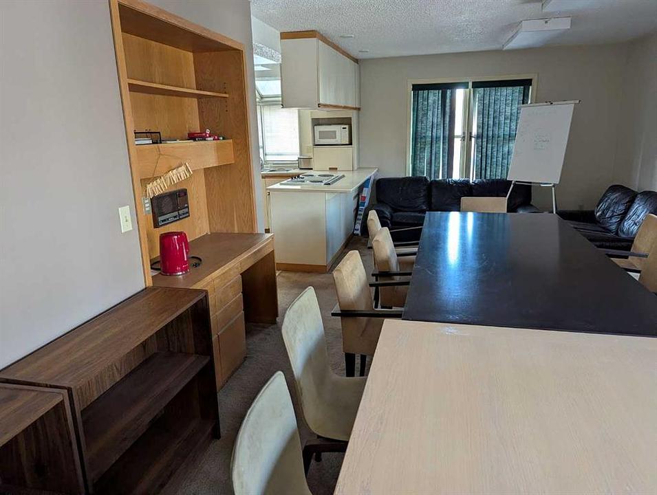1401 2 Street Southwest, Calgary, AB