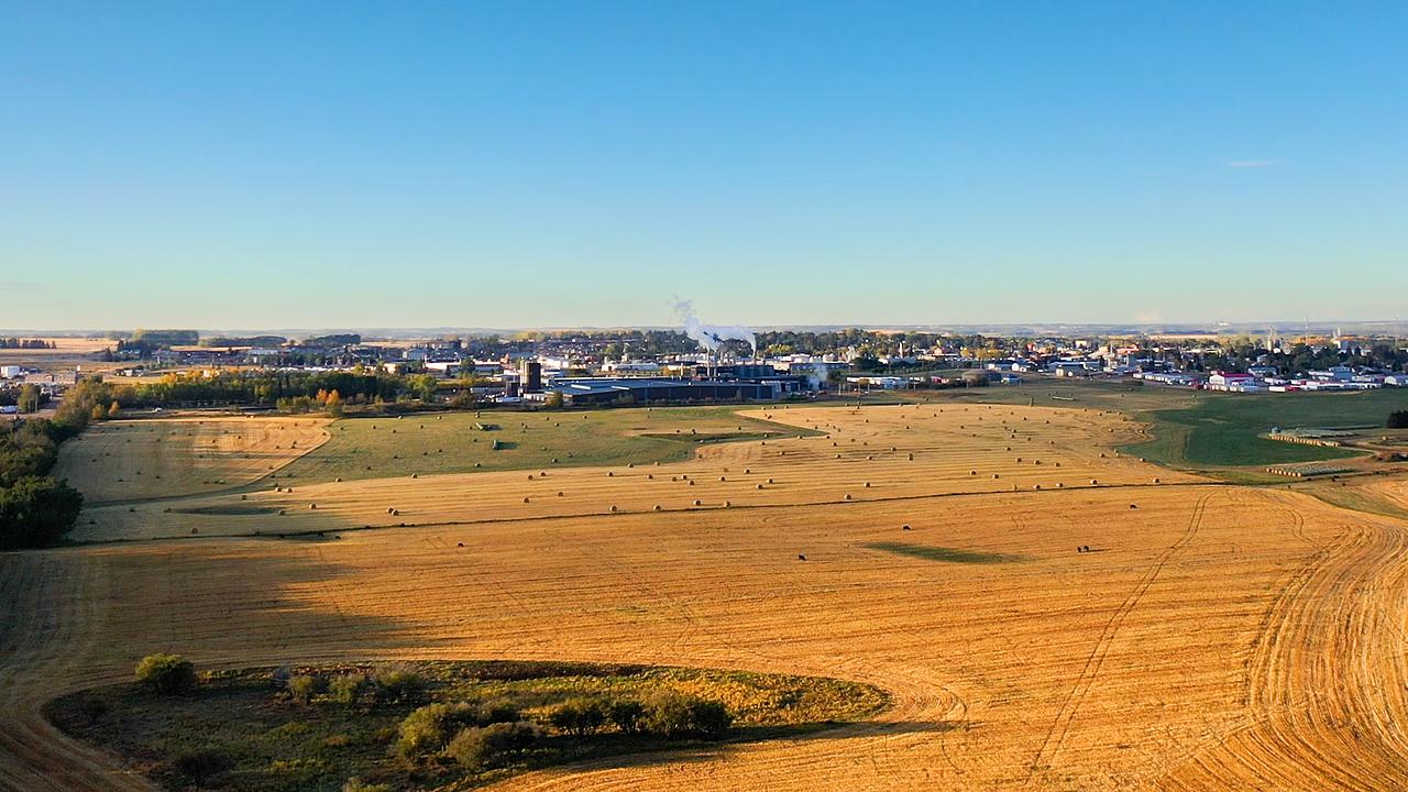 6340 C And East Trail, Innisfail, AB