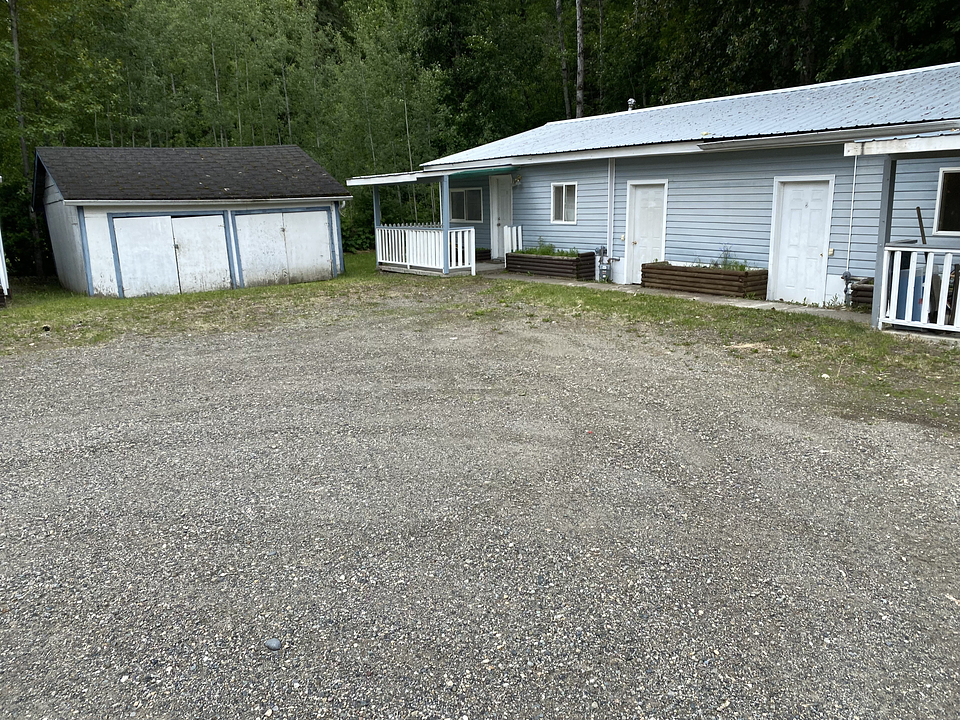 1172 West Fraser Road, Quesnel, BC