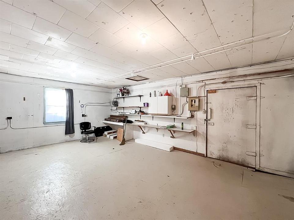 8 Railway Avenue Northeast, Falher, AB