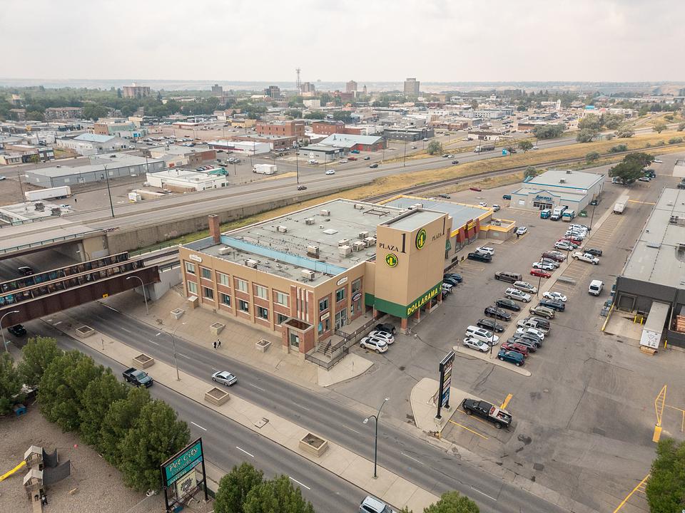104 13 Street North, Lethbridge, AB