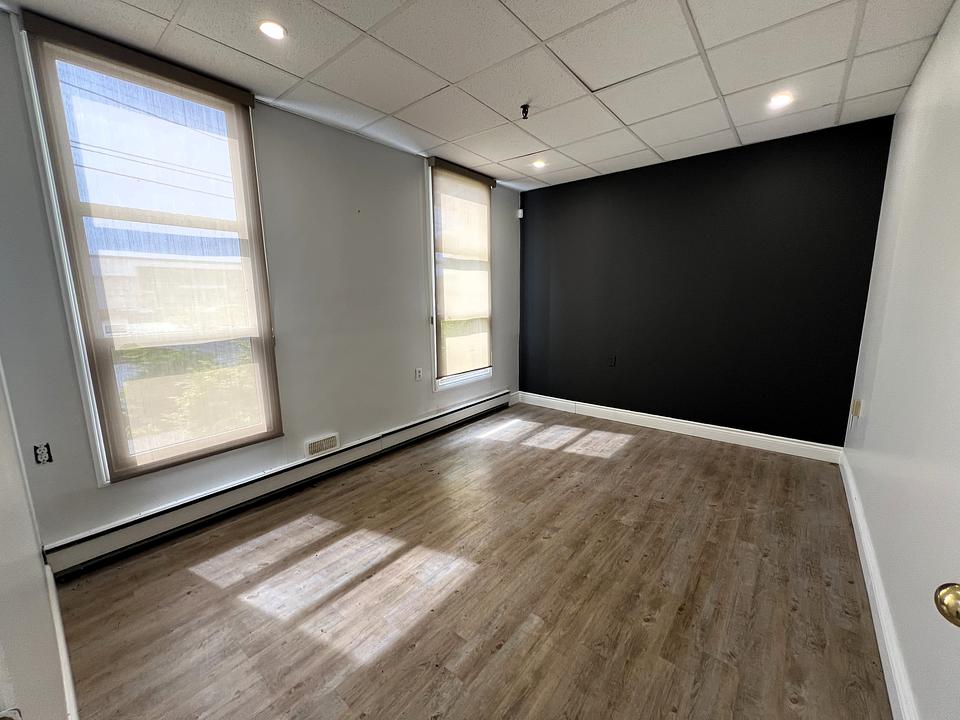 20 - 24 Akerley Boulevard, Dartmouth, NS