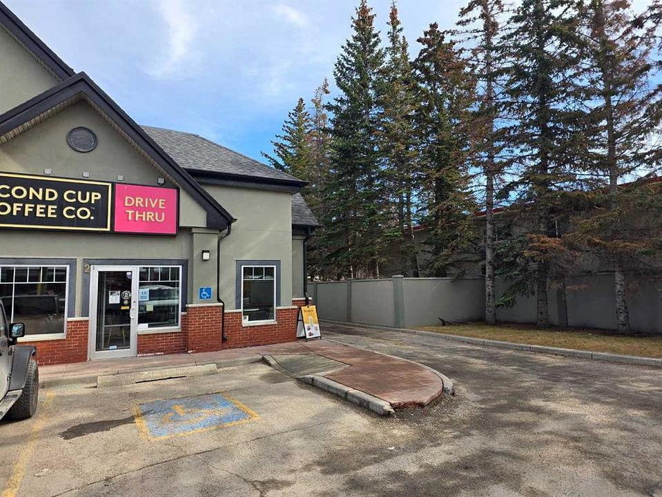 2803 17 Avenue Southwest, Calgary, AB
