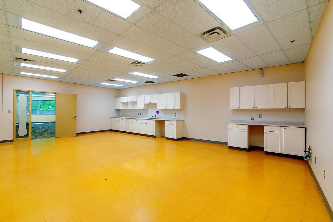100 - 1st Floor - 31 Auriga Drive, Ottawa, ON