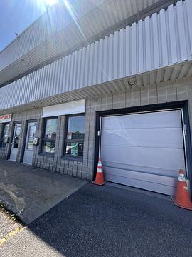 2285 St Laurent Blvd, Ottawa, ON