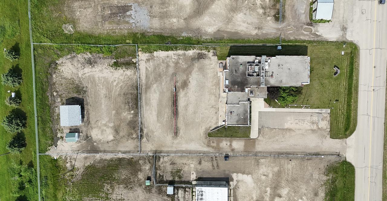 5516 Industrial Road, Rocky Rapids, AB