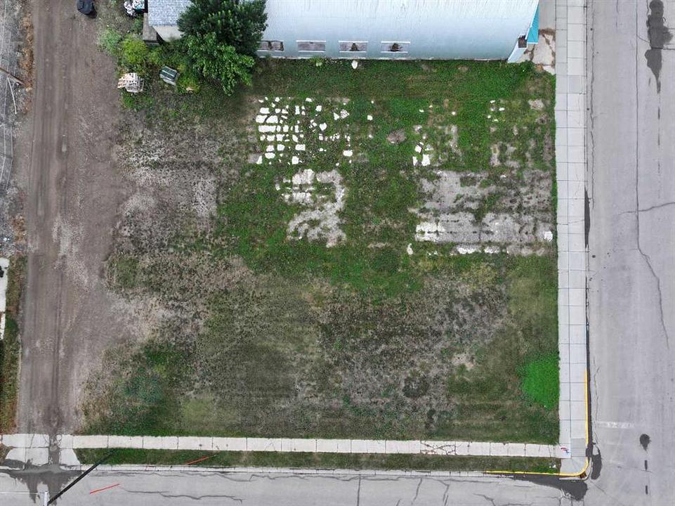 520 2 Avenue North, Vauxhall, AB