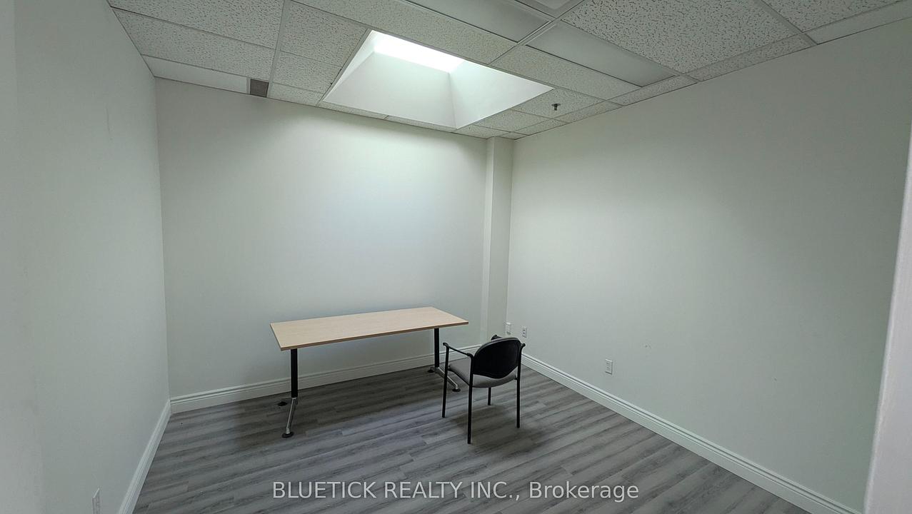 SF 3 - 1055 Clark Boulevard, Brampton, ON