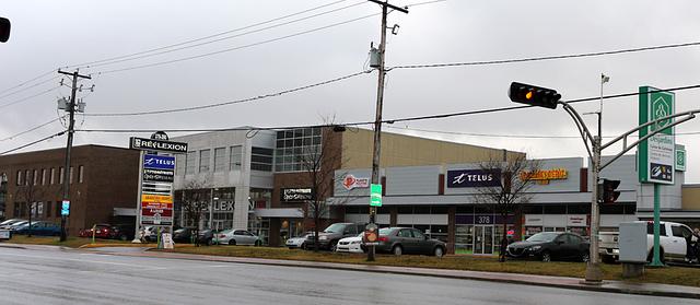 400 Boulevard Maloney E, Gatineau, QC