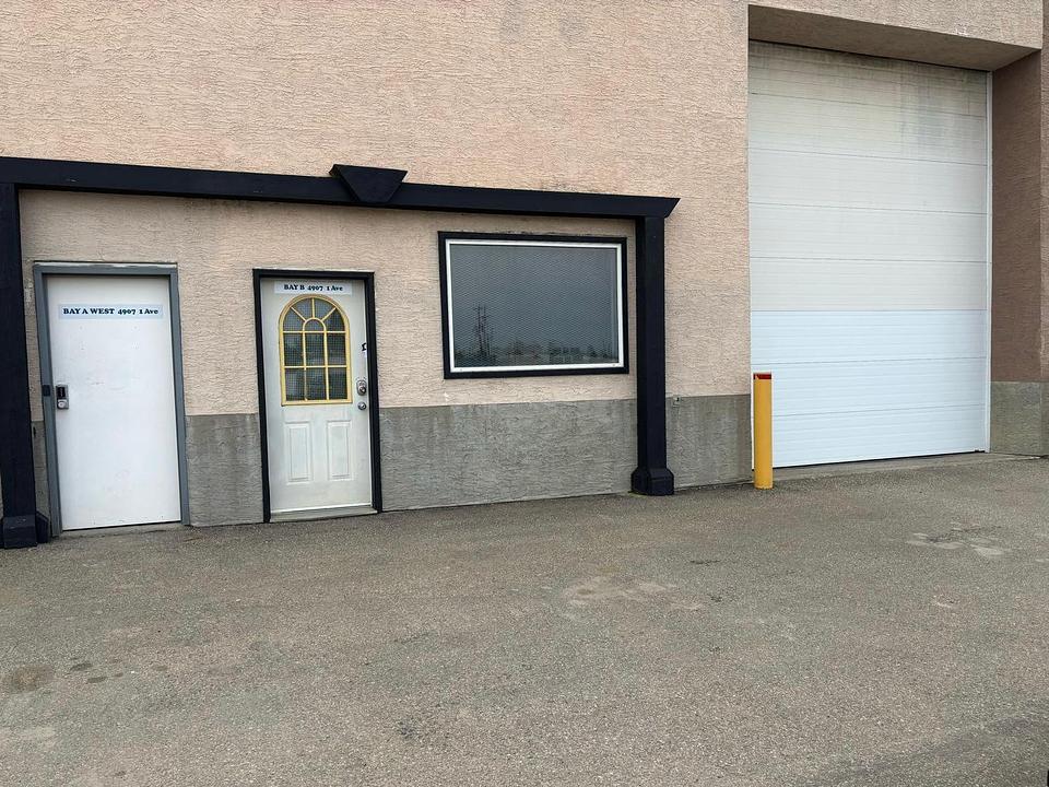 B - 4907 1 Avenue, Edson, AB